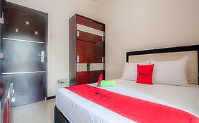 RedDoorz near E Walk Mall Balikpapan